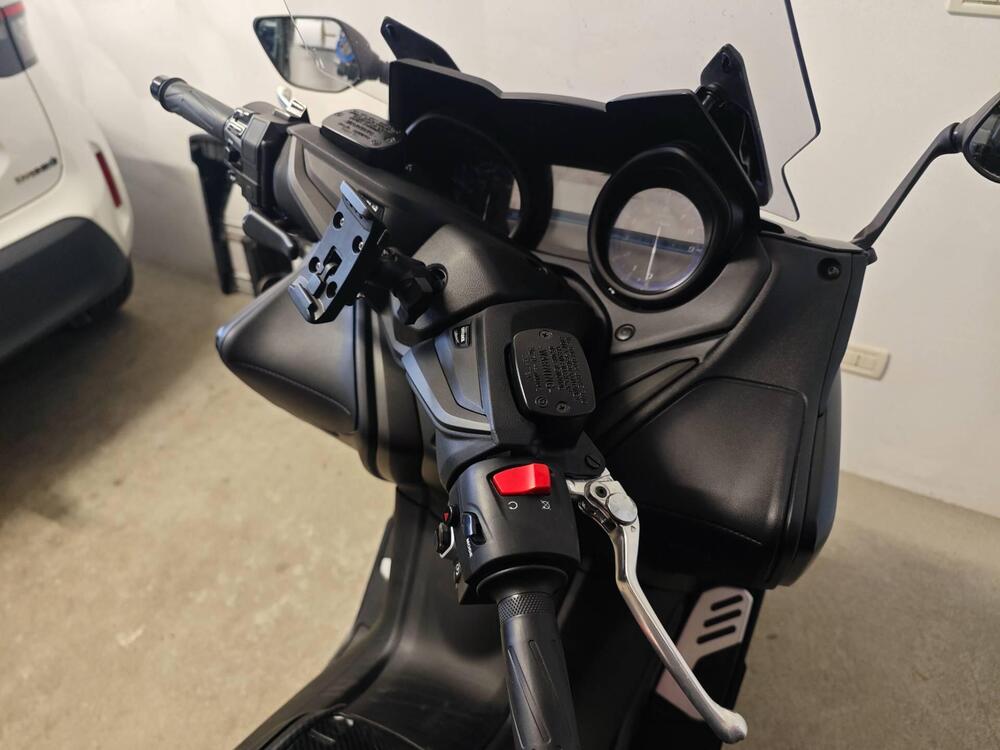 Yamaha T-Max 560 (2020 - 21) (5)