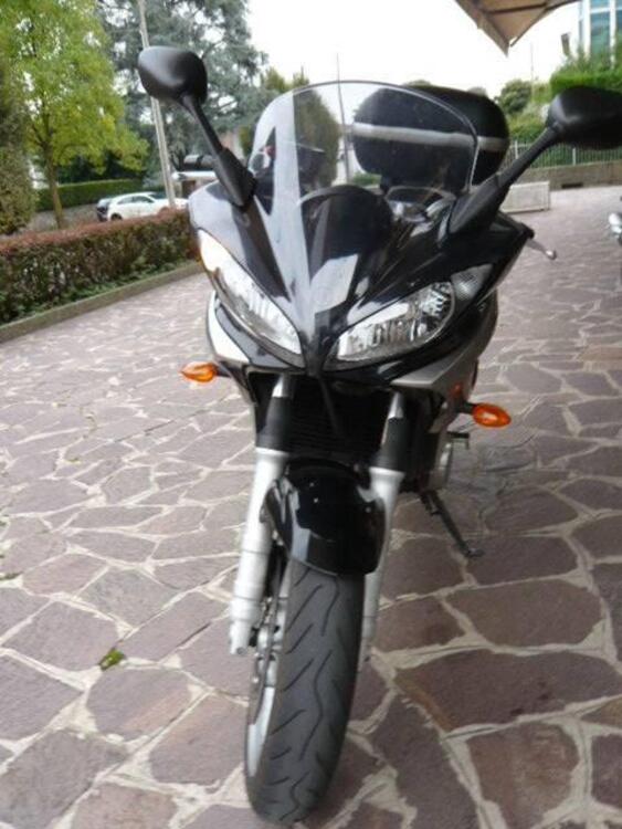 Yamaha FZ6 Fazer (2004 - 07) (3)