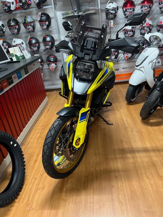 Suzuki V-Strom 1050DE (2023 - 24) (2)