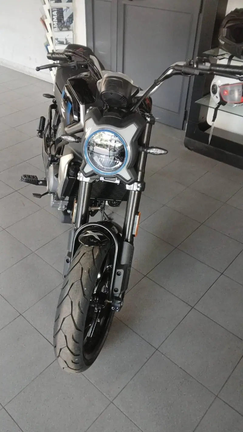 CFMOTO 300CL-X Heritage (2023 - 26) (2)