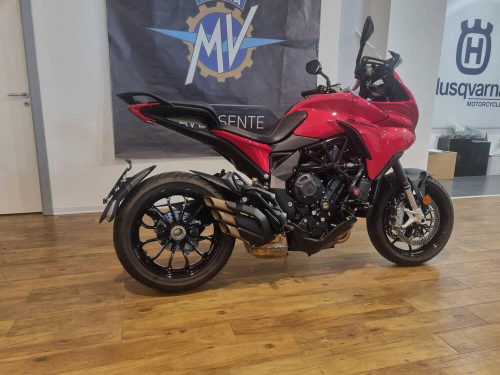 MV Agusta Turismo Veloce 800 R (2023 - 24) (2)