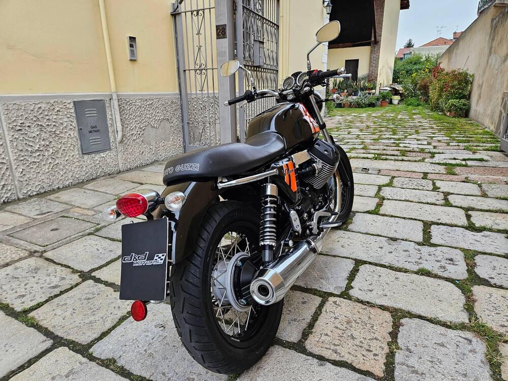 Moto Guzzi V7 Special (2012 - 14) (5)