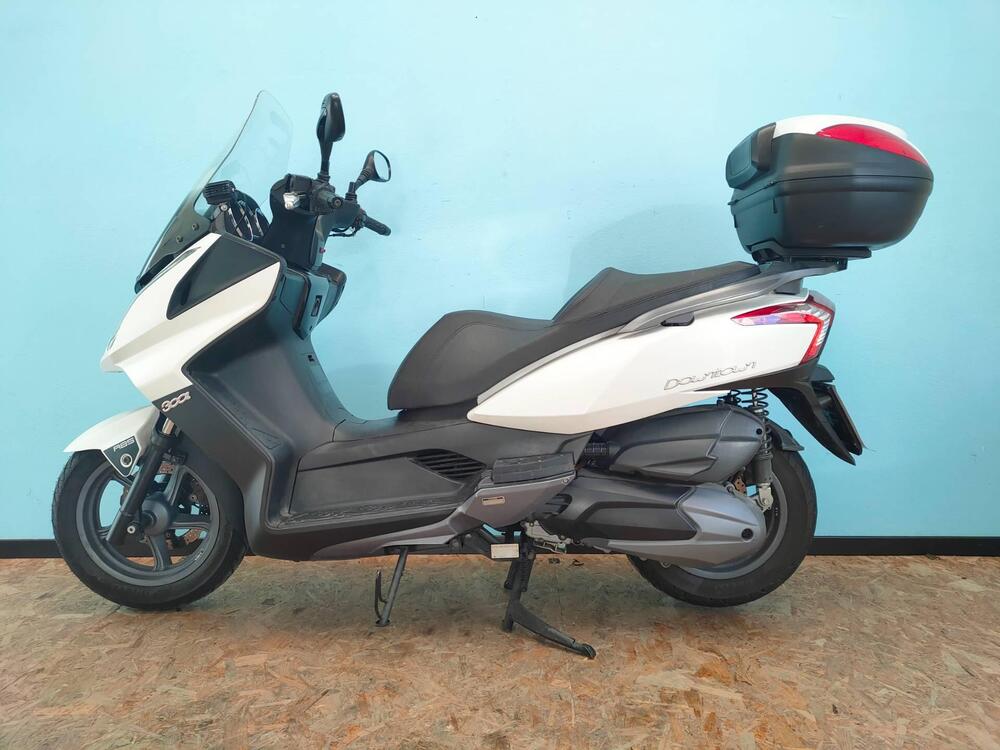 Kymco Downtown 300i ABS (2009 - 17) (4)