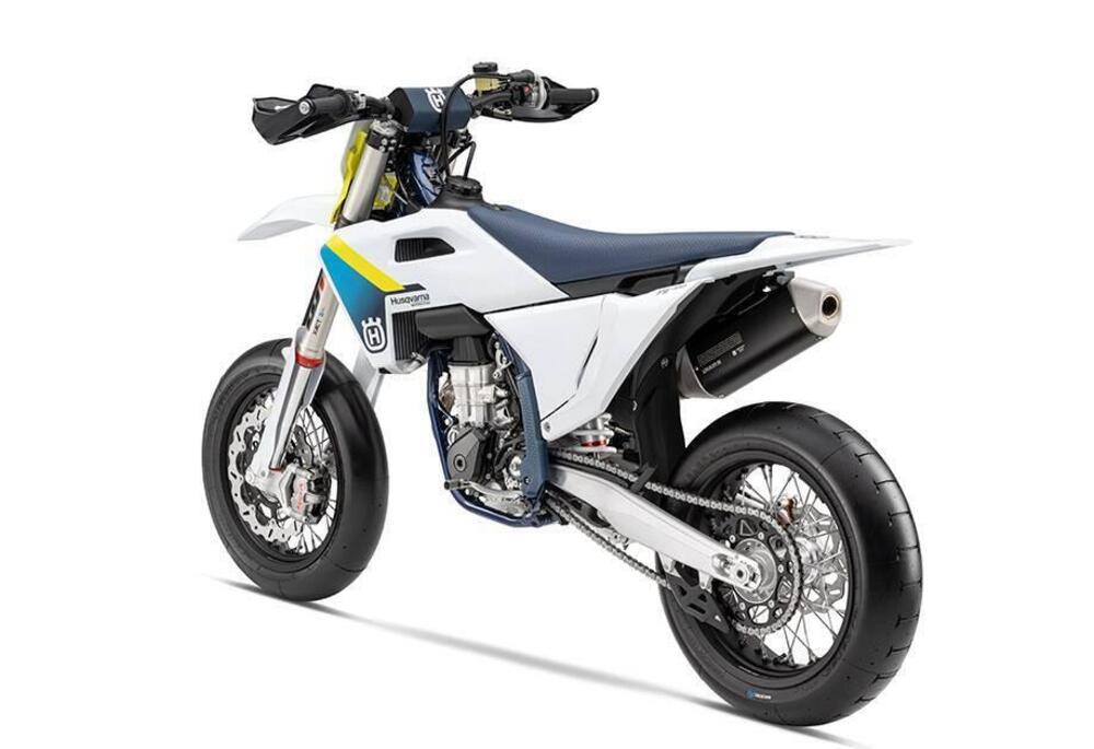 Husqvarna FS 450 (2025) (2)