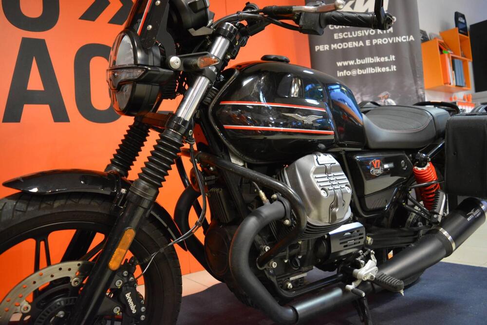 Moto Guzzi V7 Special Edition (2022 - 24) (5)