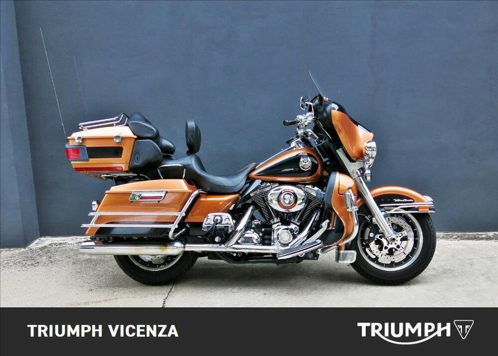 Harley-Davidson 1584 Electra Glide Ultra Classic (2007) - FLHTCU