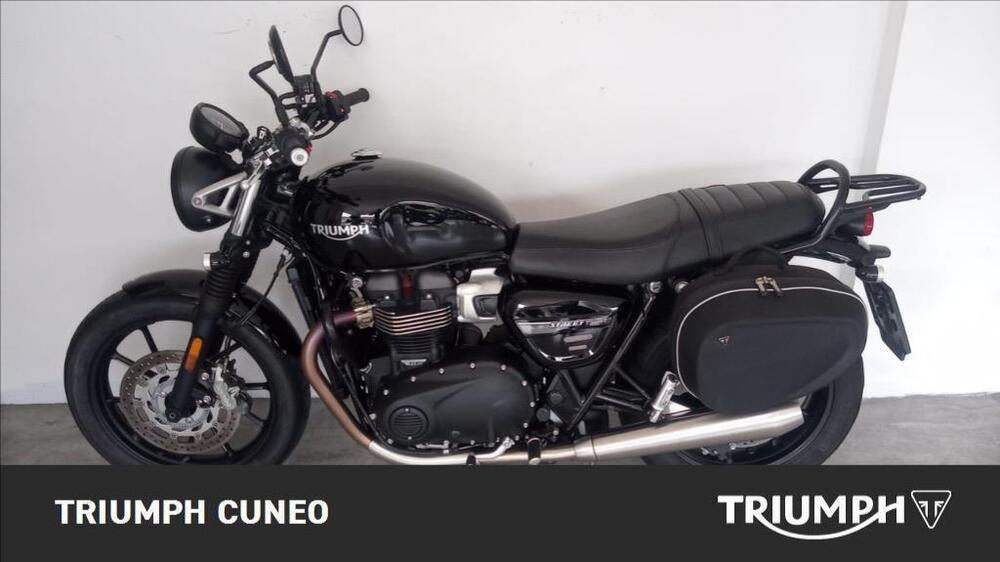 Triumph Street Twin 900 (2021 - 22)