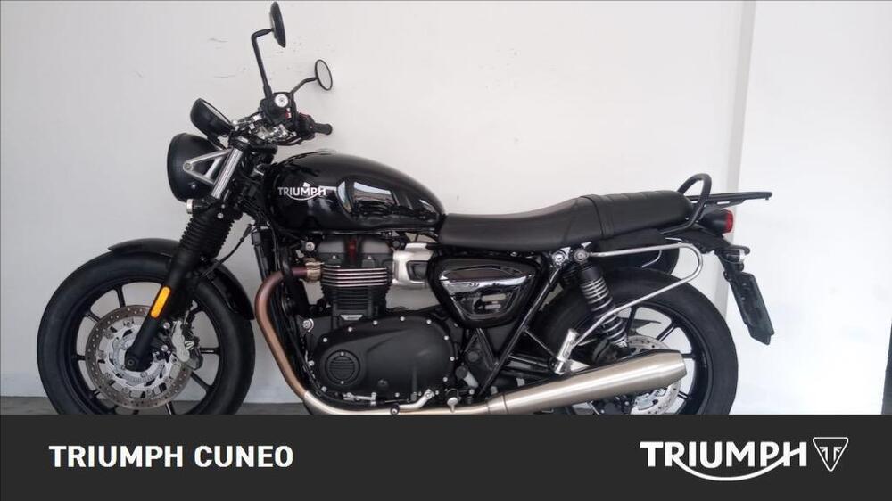 Triumph Street Twin 900 (2021 - 22) (4)