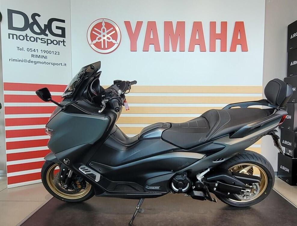 Yamaha T-Max 560 Tech Max (2021) (4)