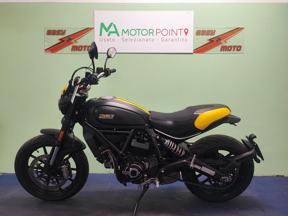 Ducati Scrambler 800 Icon Dark (2021 - 22) (3)