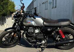 Moto Guzzi V7 III Stone S (2020) usata