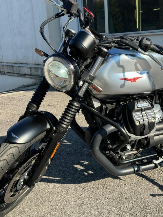 Moto Guzzi V7 III Stone S (2020) (2)