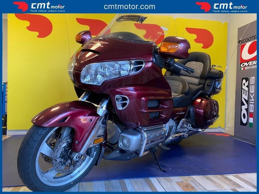 Honda GL 1800 Gold Wing (2000 - 05) (2)