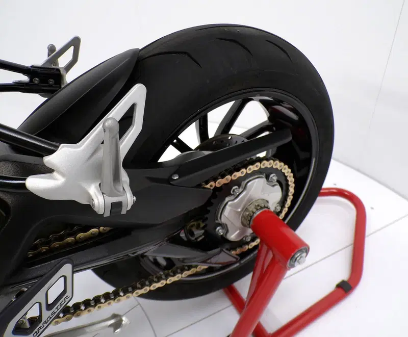 MV Agusta Dragster 800 (2014 - 19) (14)