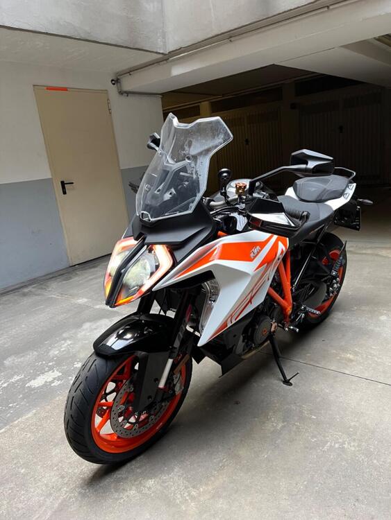 KTM 1290 Super Duke GT (2019 - 20) (3)