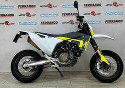 Husqvarna 701 Supermoto (2022) usata