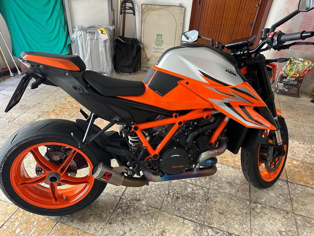 KTM 1290 Super Duke R EVO (2022 - 23) (4)