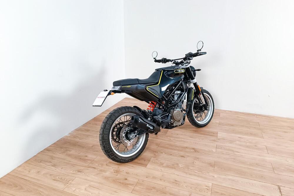 Husqvarna Svartpilen 401 (2018 - 19) (3)