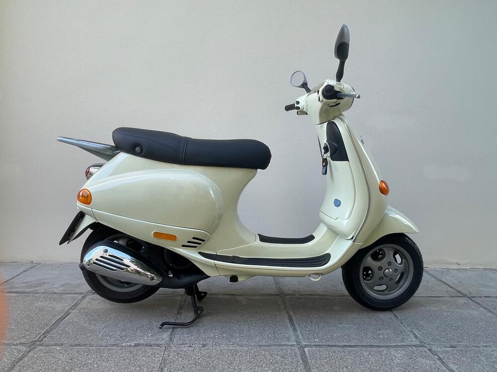 Vespa 125 ET4 (1996 - 01) (2)