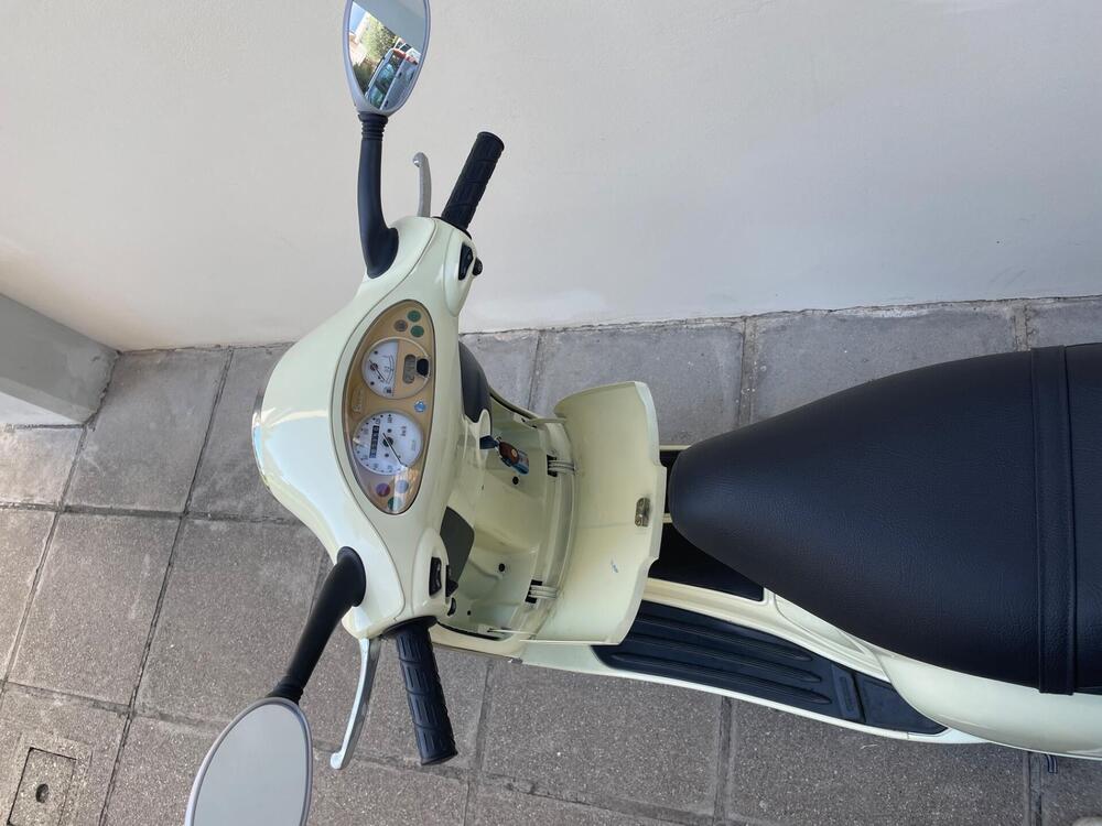 Vespa 125 ET4 (1996 - 01) (4)