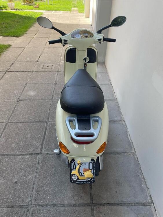 Vespa 125 ET4 (1996 - 01) (5)