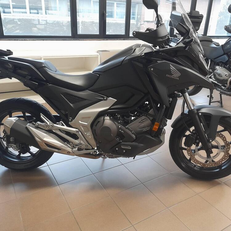 Honda NC 750 X DCT (2021 - 24) (3)