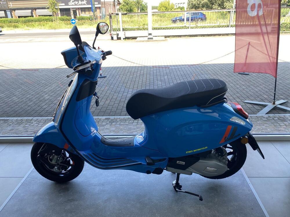 Vespa Sprint 125 Sport (2023 - 24) (2)