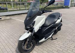 Yamaha X-Max 250 (2014 - 16) usata