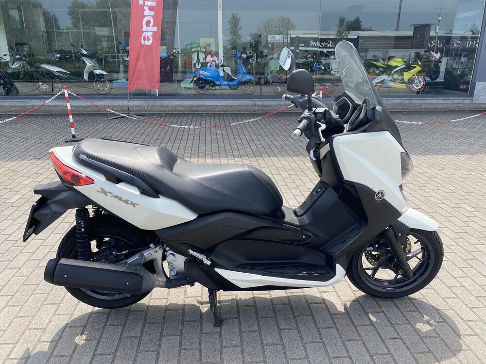 Yamaha X-Max 250 (2014 - 16) (4)