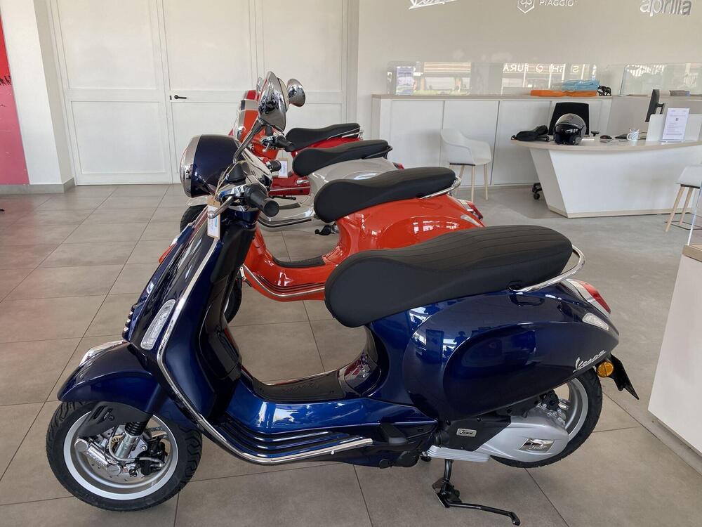 Vespa Primavera 125 (2024) (2)