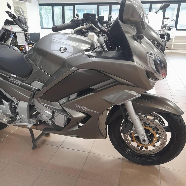 Yamaha FJR 1300 A (2016 - 20) (5)