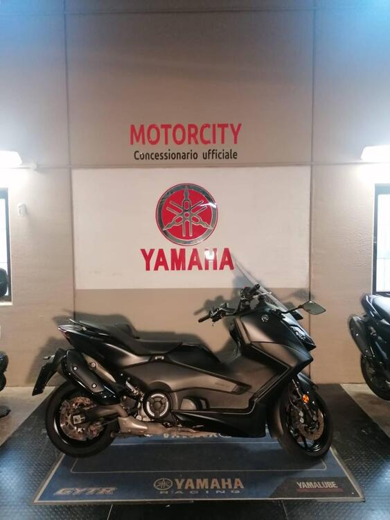 Yamaha T-Max 560 (2022 - 24)