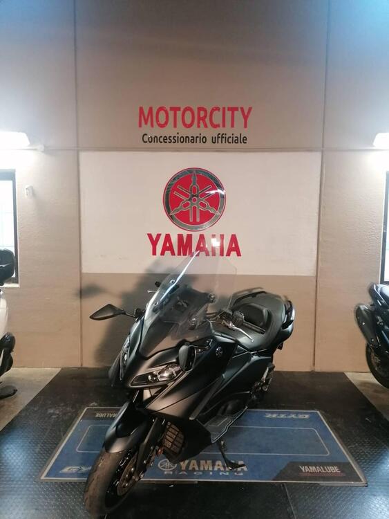 Yamaha T-Max 560 (2022 - 24) (3)