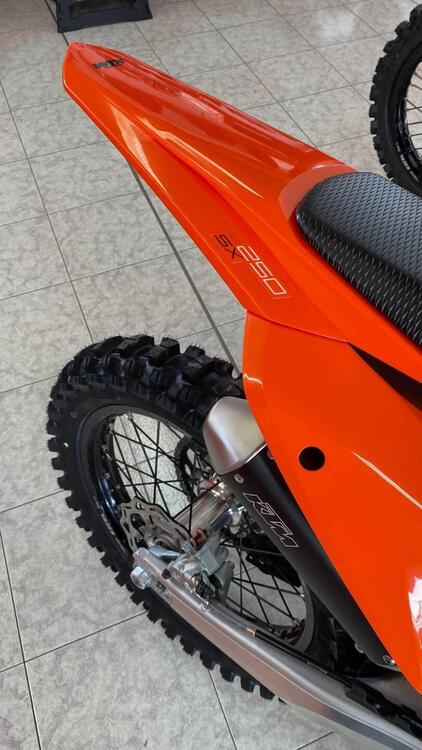 KTM SX 250 (2025) (3)