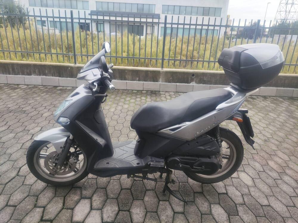 Kymco Agility 125 R16 (2008 - 17) (2)