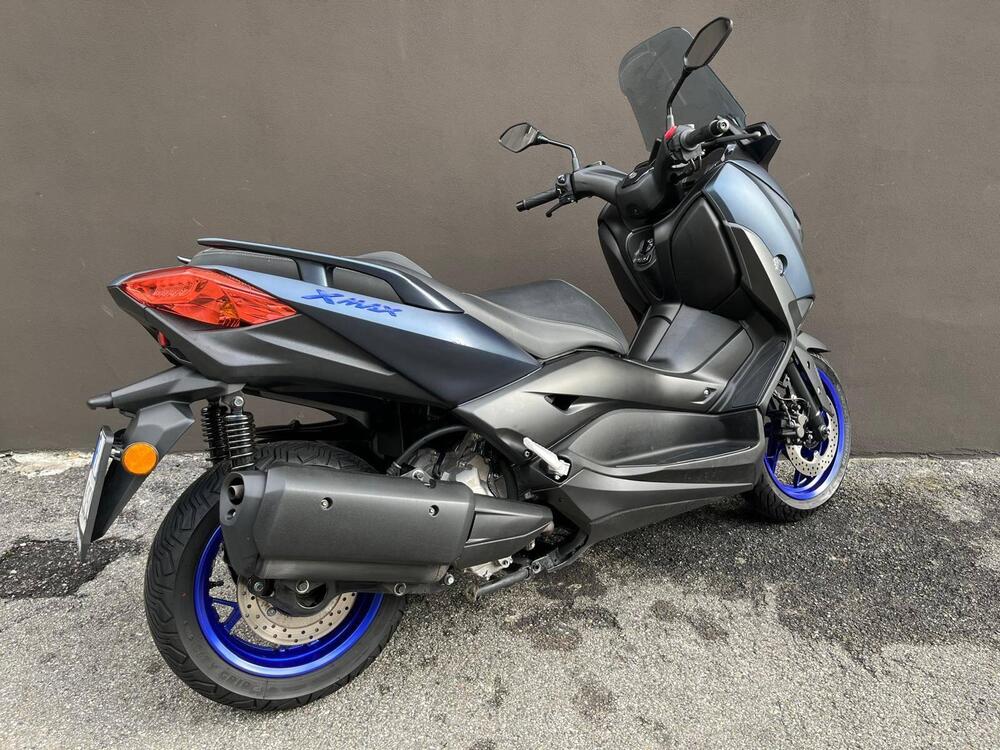 Yamaha X-Max 300 (2021 - 24) (2)