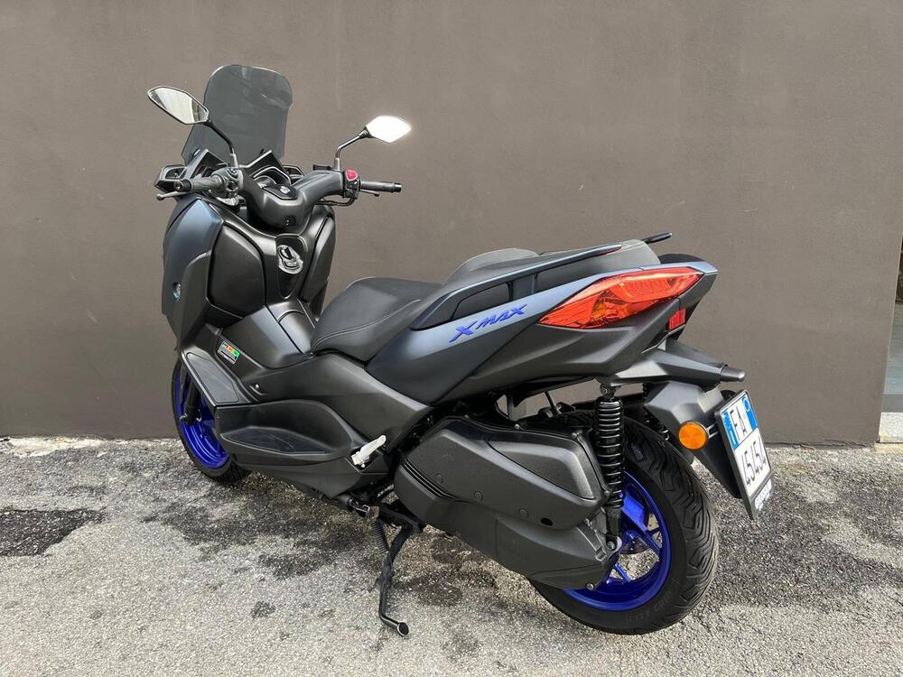 Yamaha X-Max 300 (2021 - 24) (3)