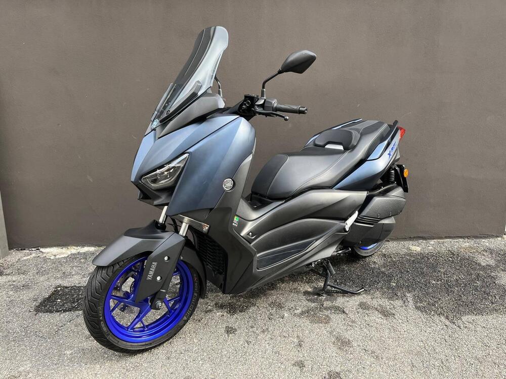 Yamaha X-Max 300 (2021 - 24) (4)