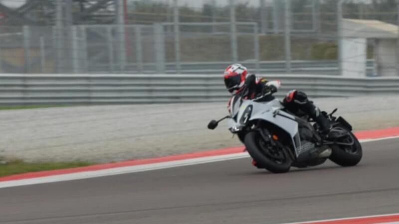 In pista al Pirelli Day con la Triumph Daytona 660 [VIDEO e GALLERY]