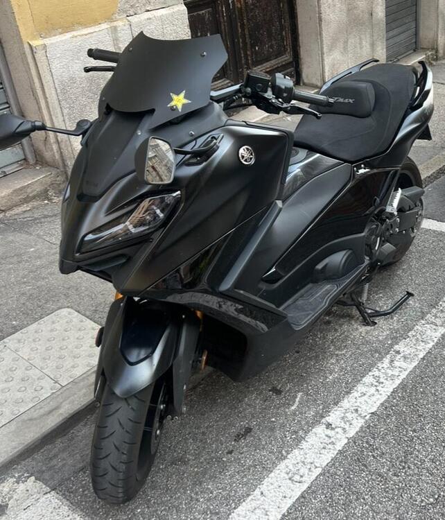 Yamaha T-Max 560 Tech Max (2022 - 24) (2)