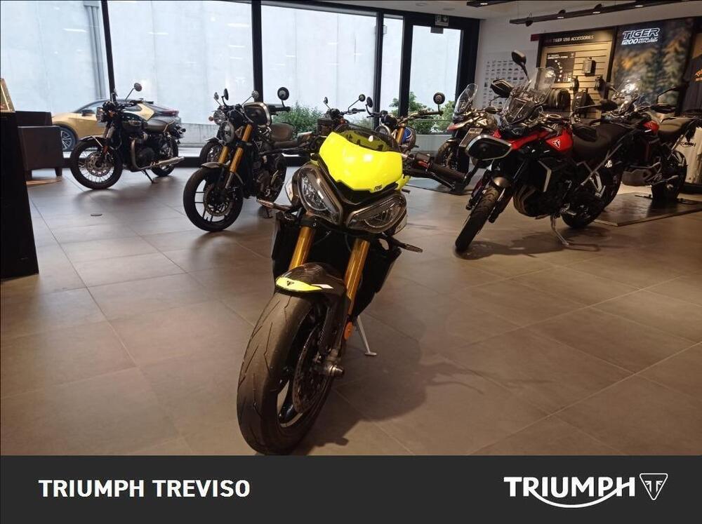 Triumph Street Triple 765 Moto2 Edition (2023 - 24) (3)