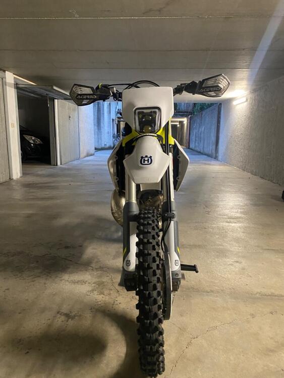 Husqvarna TE 300i (2022) (3)