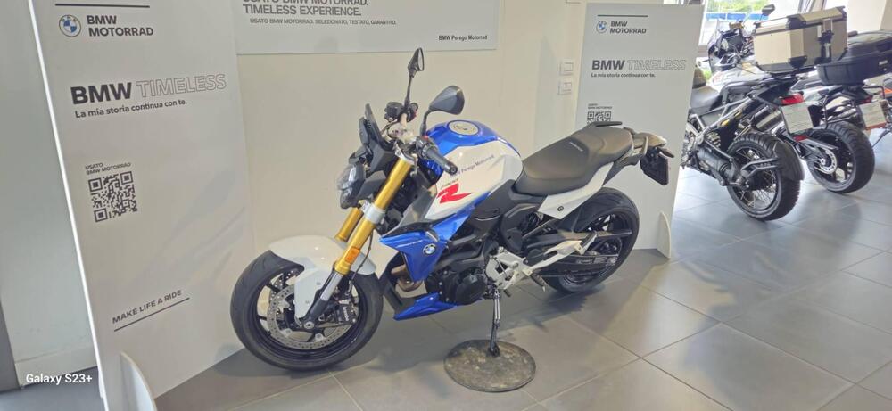 Bmw F 900 R (2021 - 25) (4)