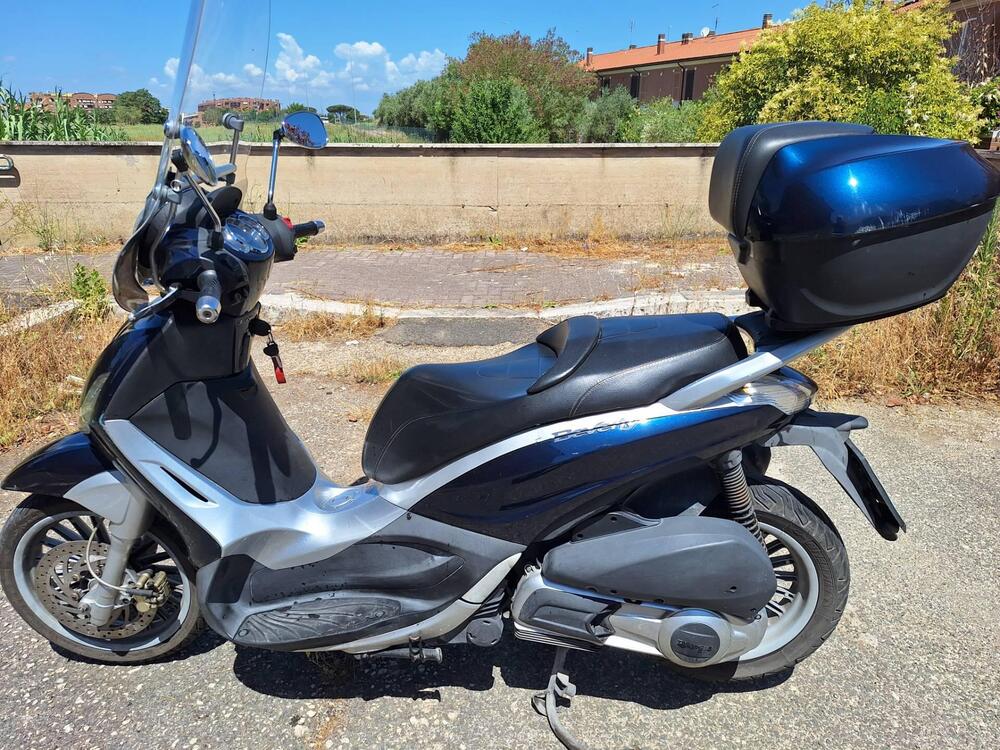 Piaggio Beverly 300 i.e. (2010 - 16)