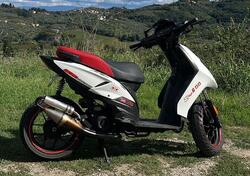 Aprilia SR 50 Motard (2012 - 13) usata