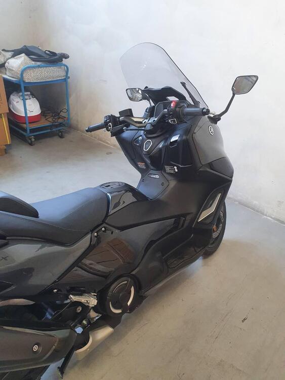 Yamaha T-Max 560 Tech Max (2022 - 24)