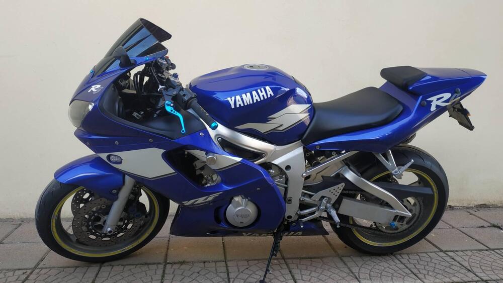 Yamaha YZF R6 (1999 - 00)