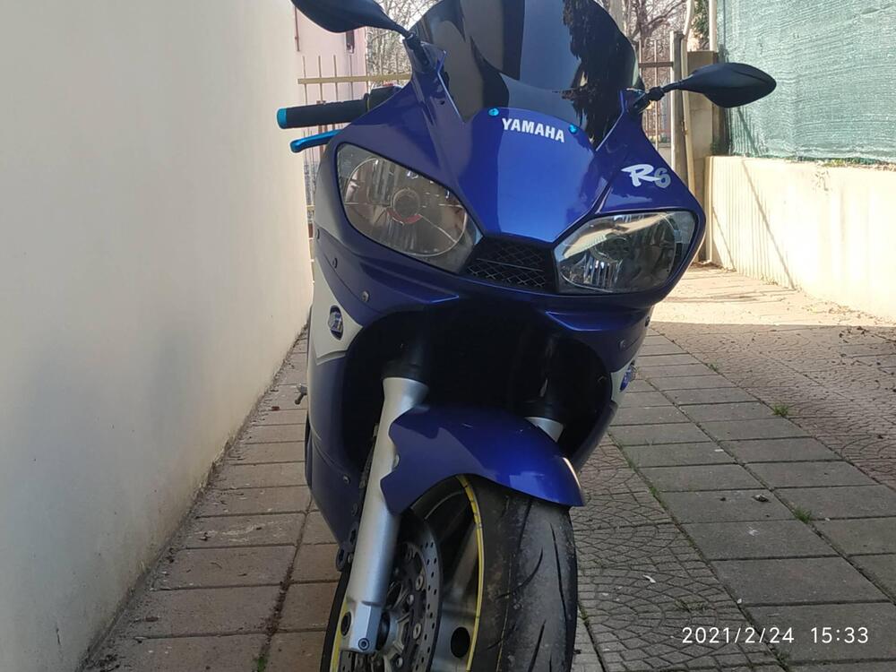 Yamaha YZF R6 (1999 - 00) (3)