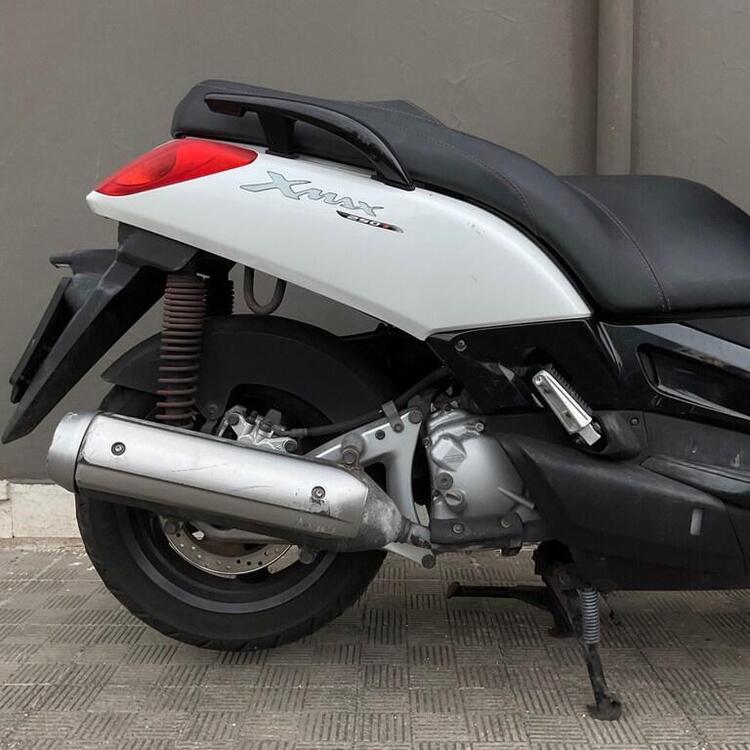 Yamaha X-Max 250 (2010 - 13) (2)