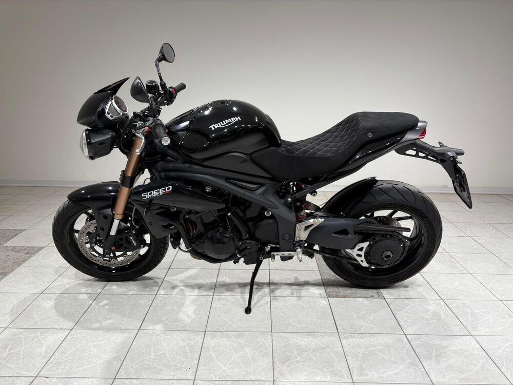 Triumph Speed Triple 1050 ABS (2011 - 15)